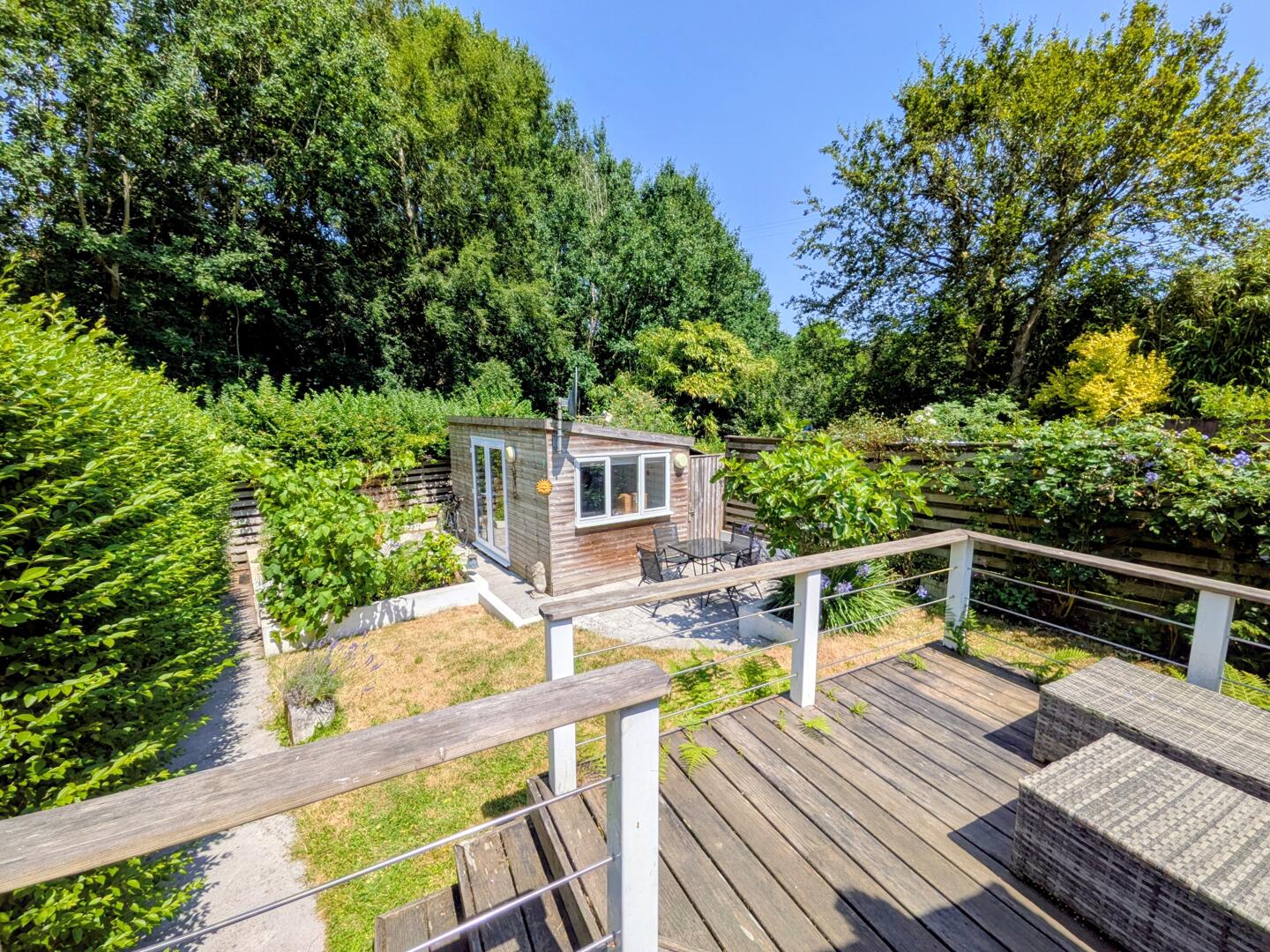 2 bed property in , Truro